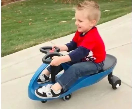 宝宝车买平衡车还是滑板车,扭扭车滑板车平衡车