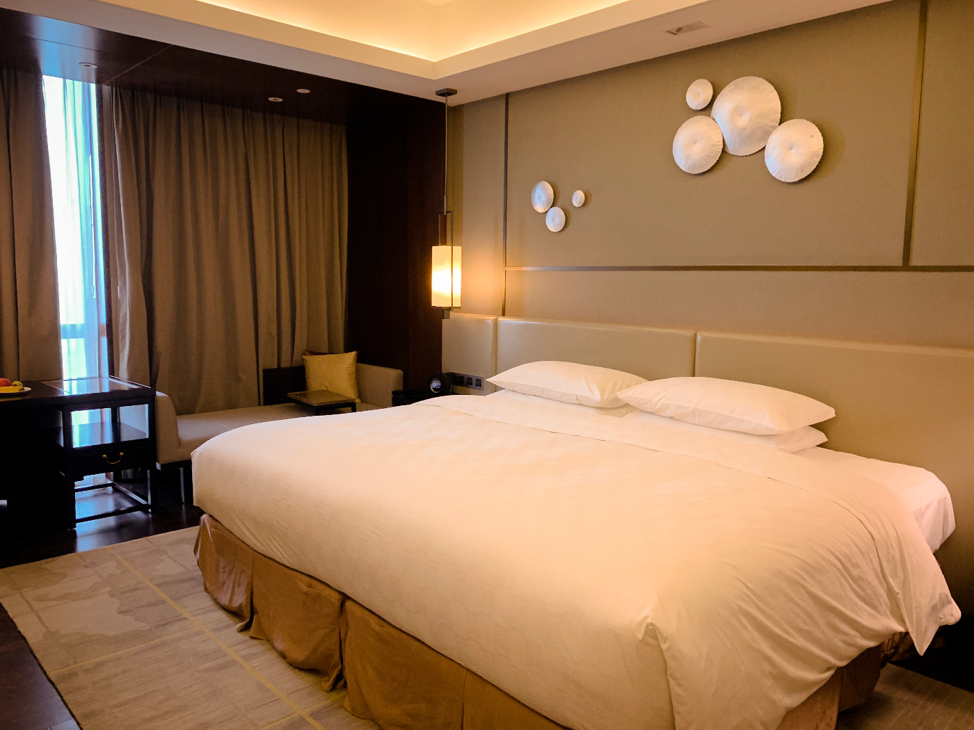 拉开窗帘就是美丽的太湖，打卡无锡太湖华邑酒店！