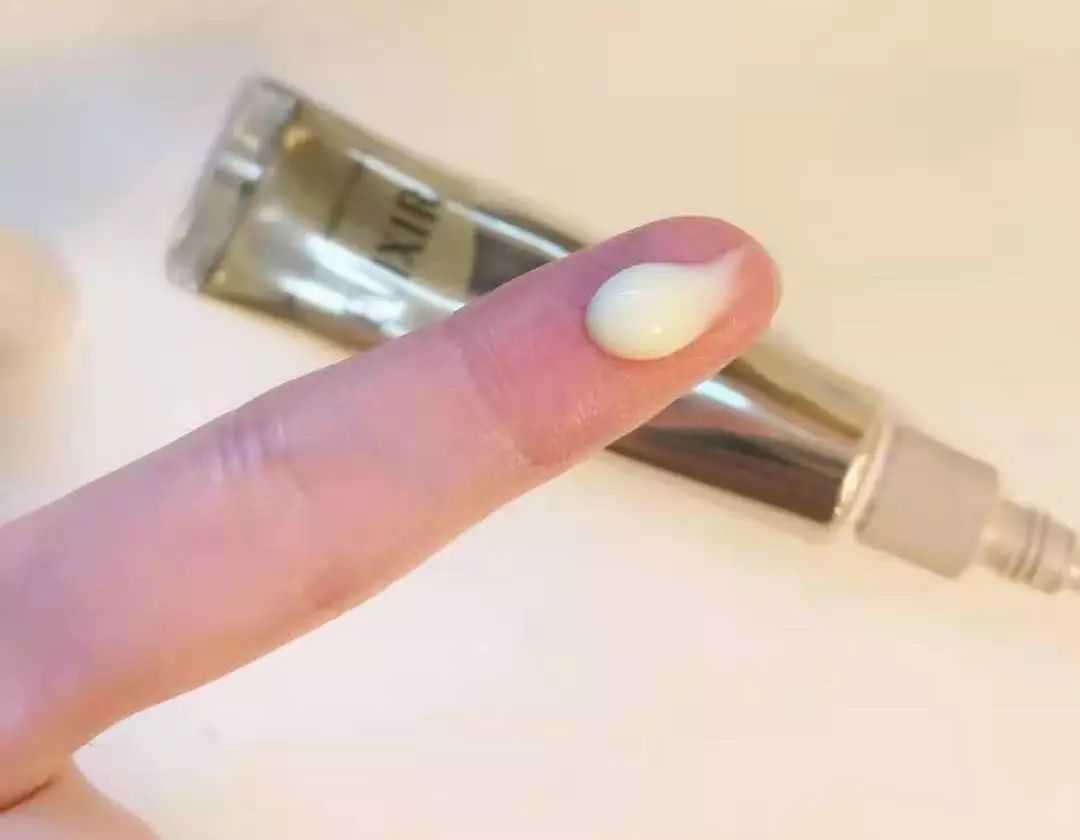 这一年值得入手的爆款眼霜,再穷都要买的8款贵妇眼霜