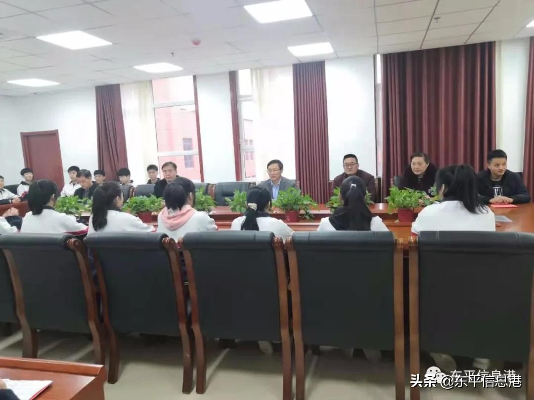 新学期开创新辉煌手抄报,新学期新希望再创新辉煌