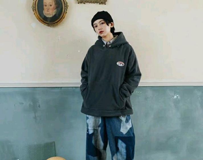 分享一件你买过最喜欢的衣服,一眼就心动的美式卫衣