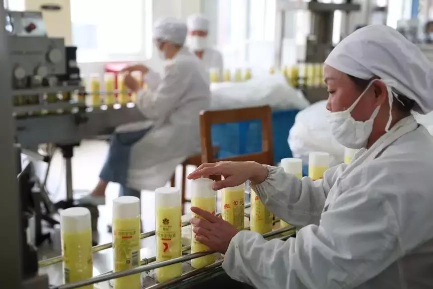 现在拼多多有很多的国货,拼多多对新品的想法