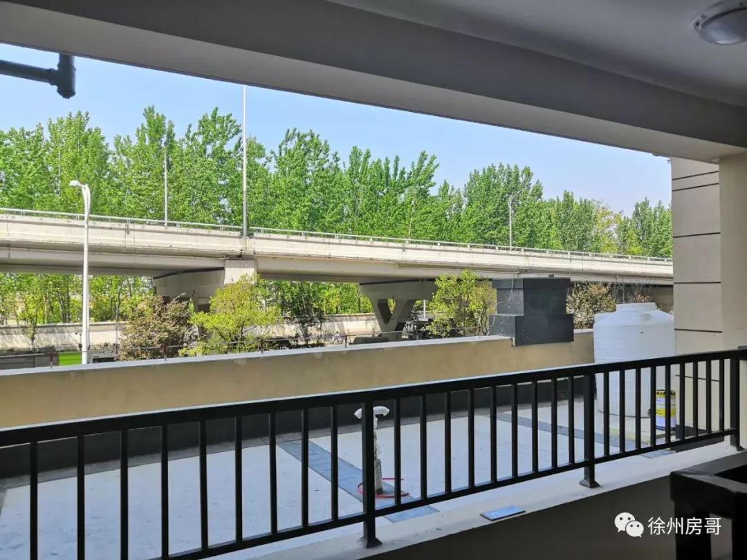 实探新盘,东区降价幅度最大小区