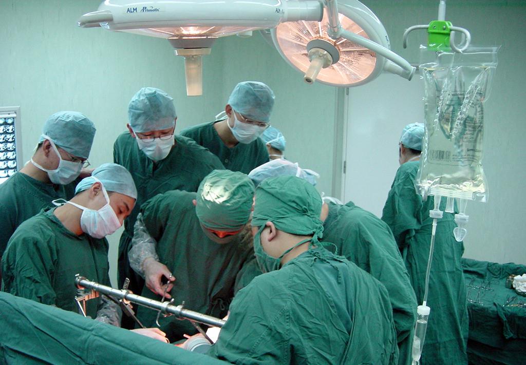 原发性腹膜癌化疗方案,原发性腹膜后肿瘤能做手术吗