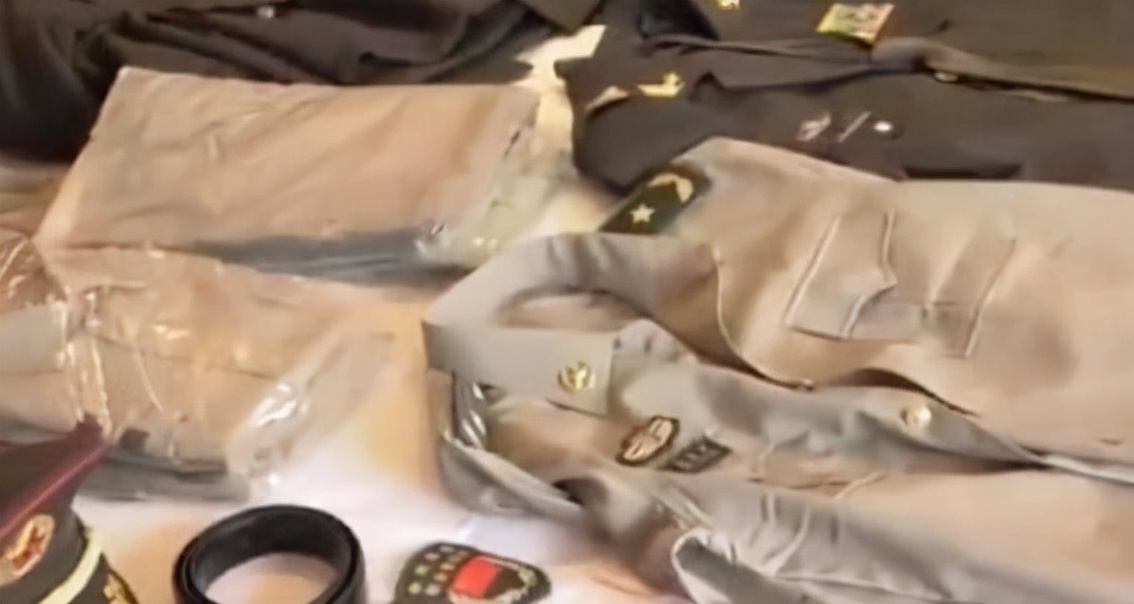 董大维假军官,董大维假军人