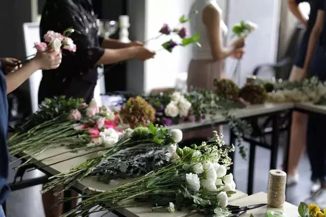 花艺学习的最佳方法,怎样学习花艺行业