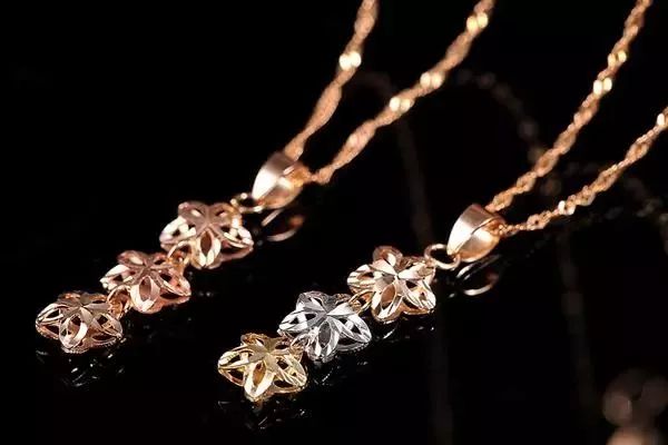 k金首饰戴多久会变色,k金首饰变色了怎么保持