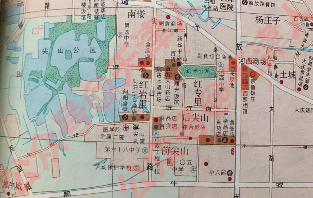 “您家住哪啊？”“我啊？河西尖山儿！”