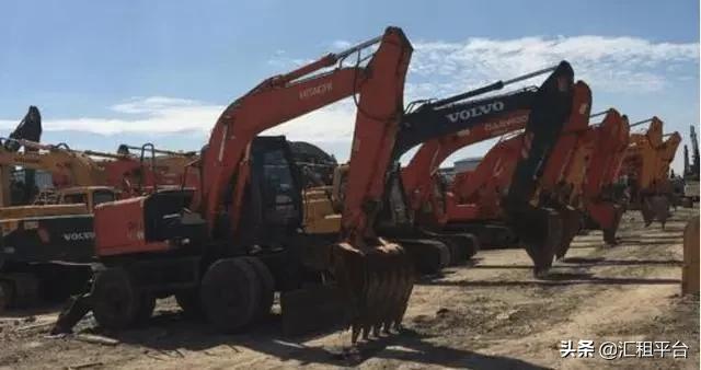 现在养挖机还能挣钱吗,养猪亏了50万还要继续养吗