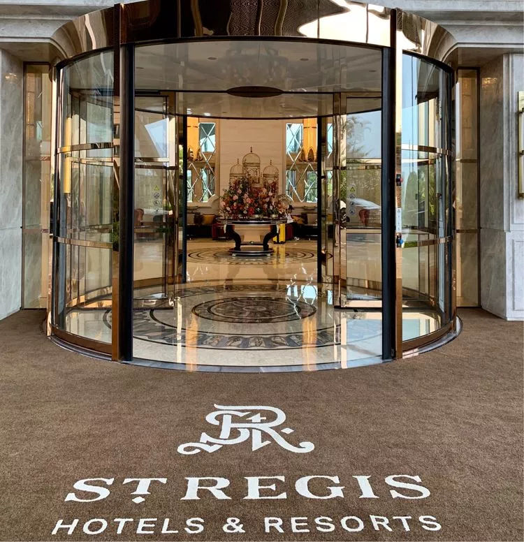 珠海瑞吉酒店游泳池,珠海市瑞吉酒店在哪里呀