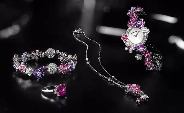 对付女人,没有一件珠宝解决不了的!