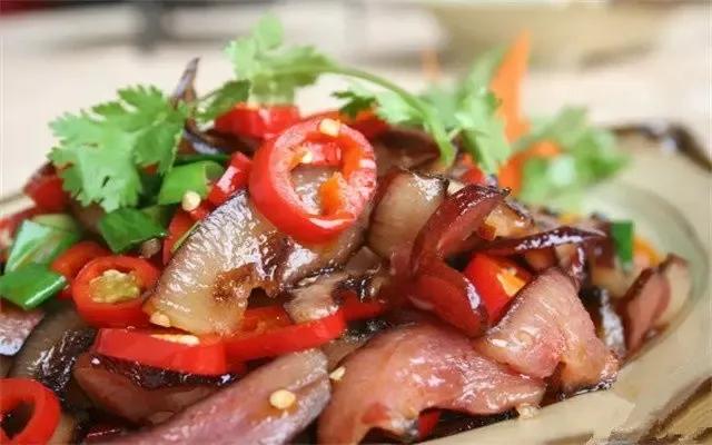 云南特色菜有哪些菜名,云南菜名