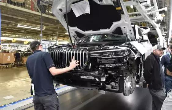 中国留学生富二代豪车,留学生回国买豪车