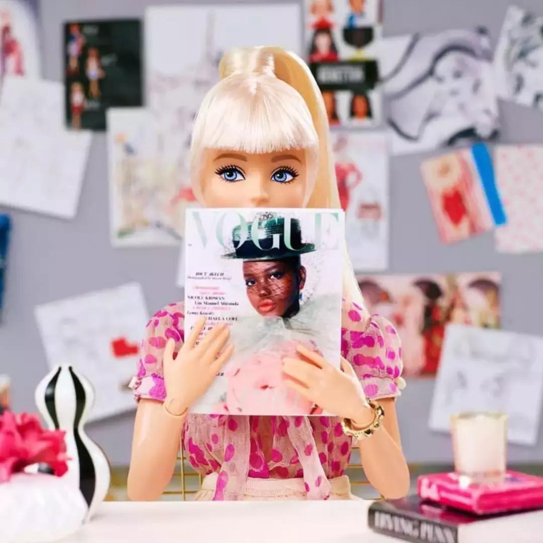 她是全世界最爱微整的女人却得了今年年度时尚偶像奖