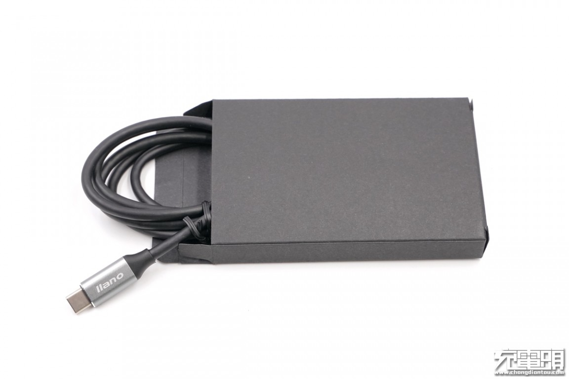 巨能移动电源拆解,绿巨能移动电源评测