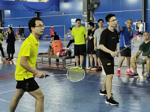 西北工业大学深圳研究院20182019级MBA/MEM羽毛球联谊赛顺利举行