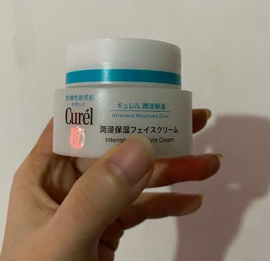 好用的面霜大盘点，贫民窟女孩必备