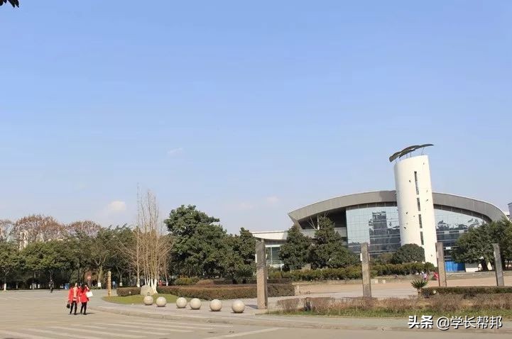 西南石油大学是不是双非院校,曾经的老牌名牌大学
