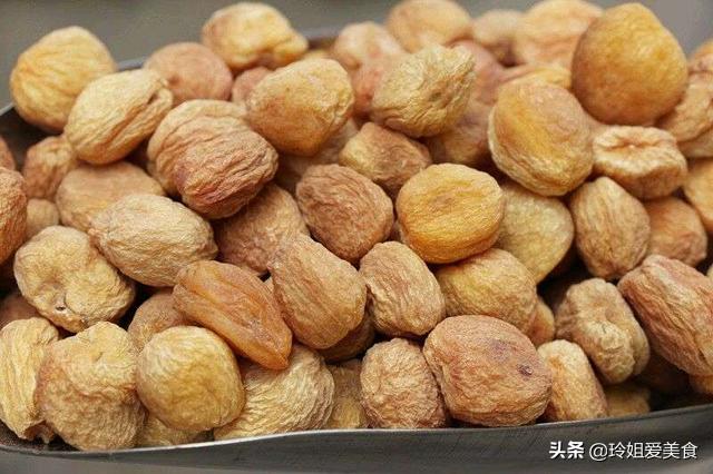 新疆必吃八大干果,新疆干果