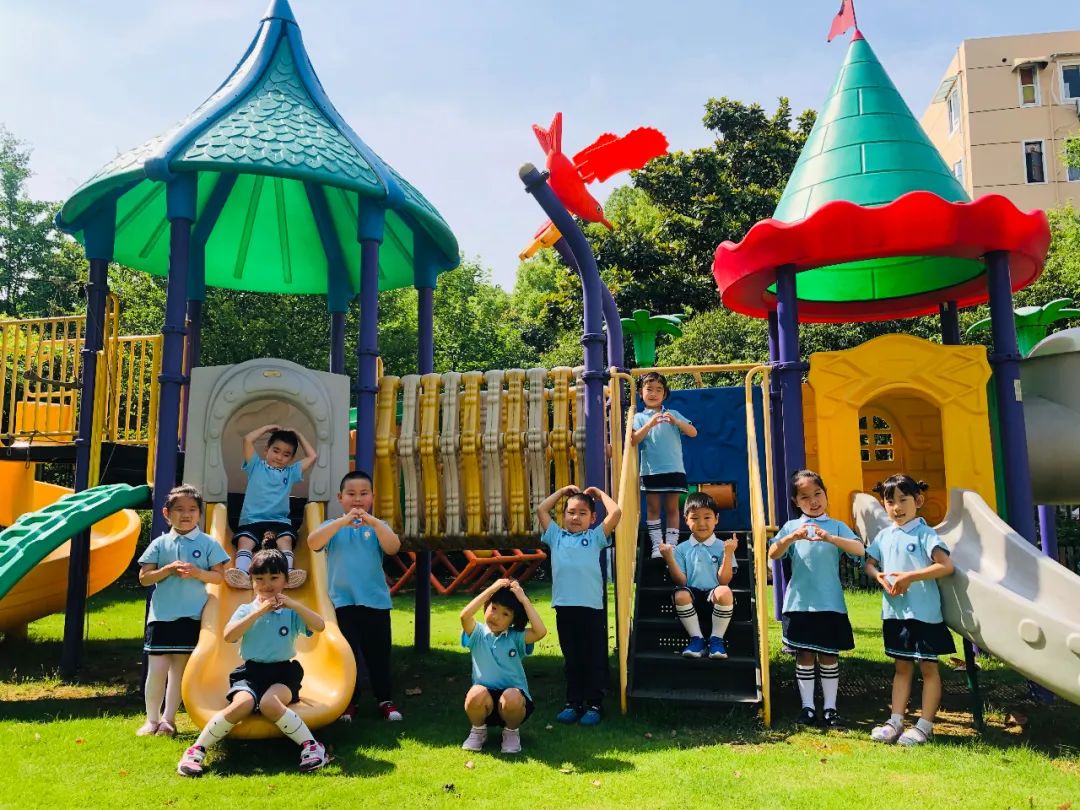 萌娃复学！上海幼儿园开学啦！大型“网友见面”现场也太有爱了吧