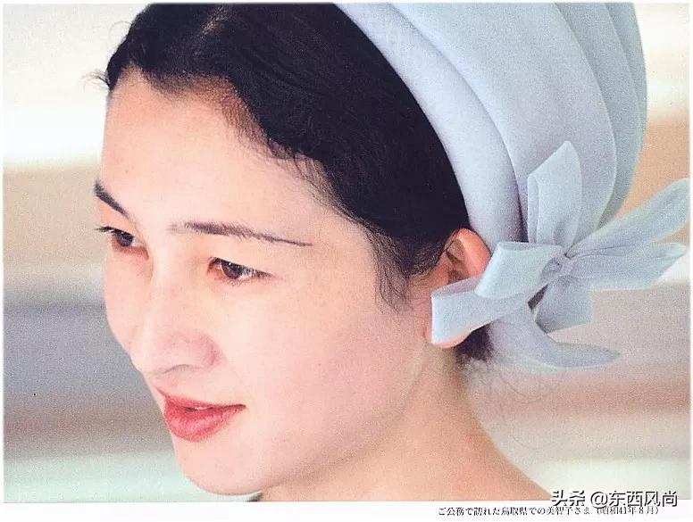 错伏美智子穿和服视频,日本皇太后美智子