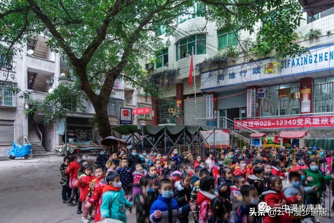 行走的风景岳池,行走的“风景”