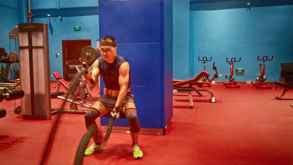 迈克达威防撞护膝测评,迈克达威护膝4200测评