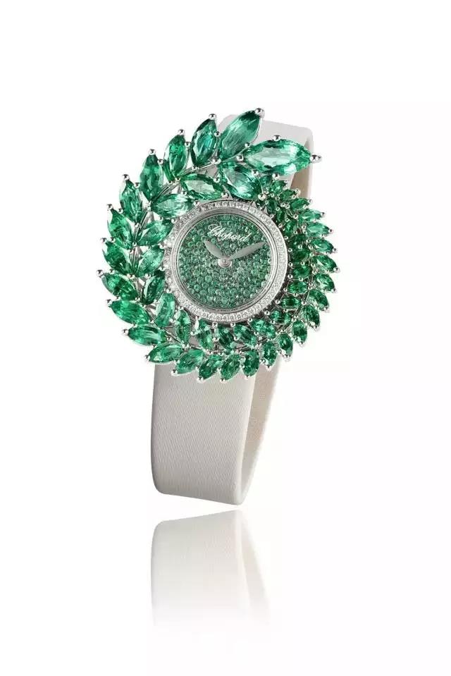 对付女人,没有一件珠宝解决不了的!