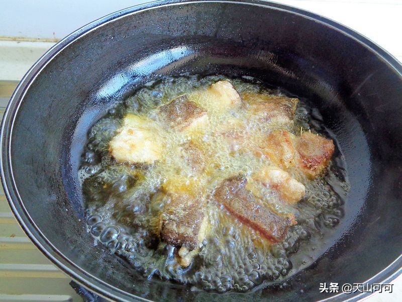 防秋燥周末三餐，凉皮配酱烧鱼，在家做，就是吃得舒服又省钱