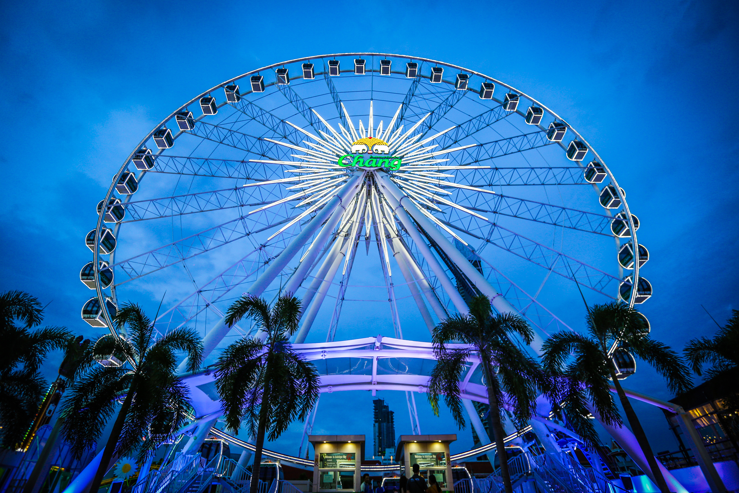 摩天轮夜市曼谷坐摩天轮多少钱,摩天轮夜市免费景点