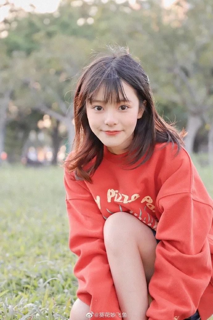 短发烫发2021流行发型40-50岁,2021年显脸小最流行的发型