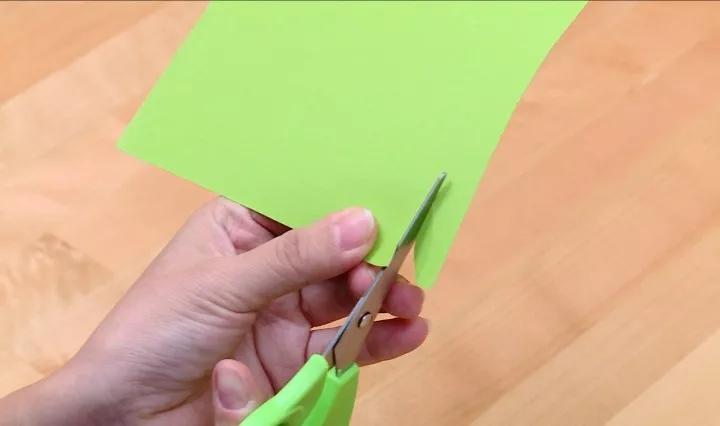 怎么拿吸管做成一朵小花,用吸管制作简易小花视频