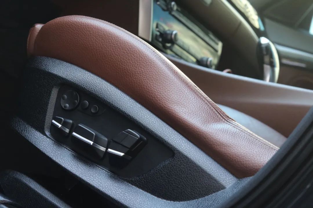 怪兽修车:翻新一辆11年破烂不堪的宝马GT,车况不忍直视