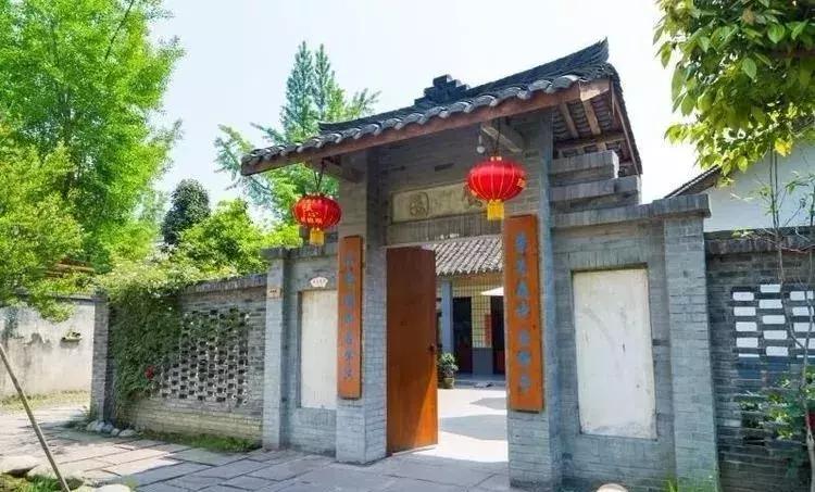 涔愬姩鑺辨捣,涔愬姩鑺辨捣宕囧窞