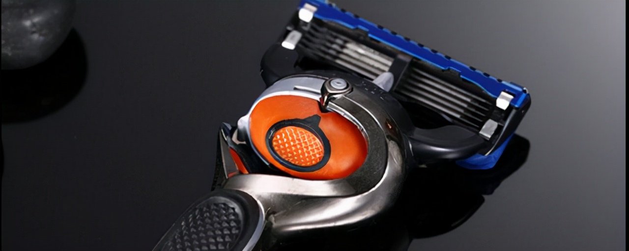 怎么更换吉列剃须刀头,吉列剃须刀刀头更换教程