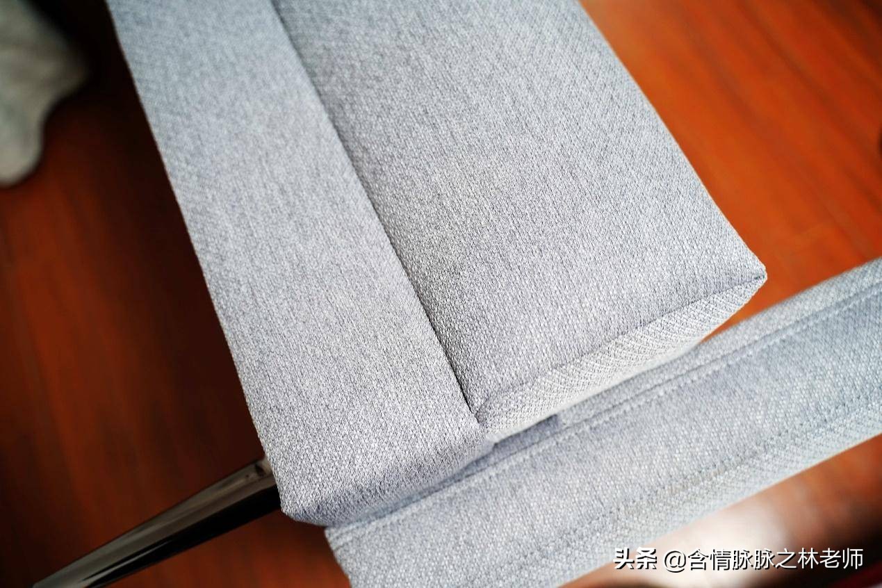 小居室沙发如何选，8HClean抗菌时尚布艺沙发