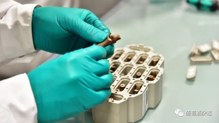 在太空上呆了三个月,在太空呆一个月