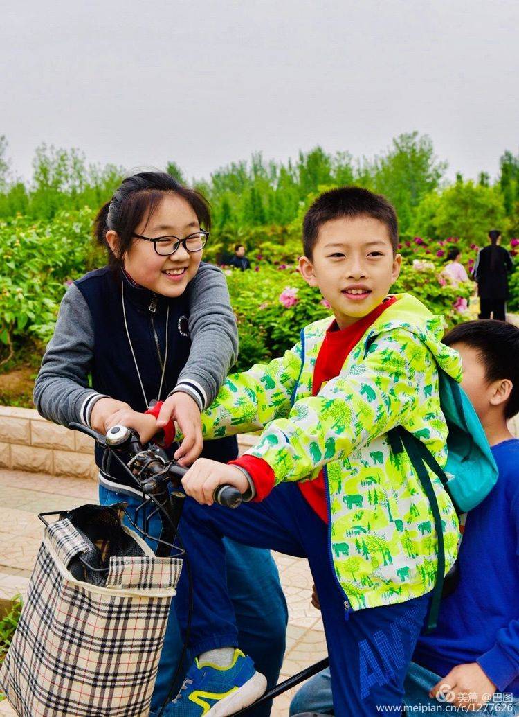 2019年“六一”节，洛阳巴图老师百幅儿童摄影图片