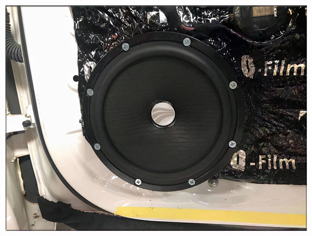 昆山汽车音响改装,昆山斯柯达汽车音响升级