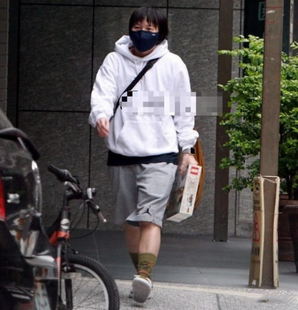 阿信恋情疑被曝,阿信谈过几个女友