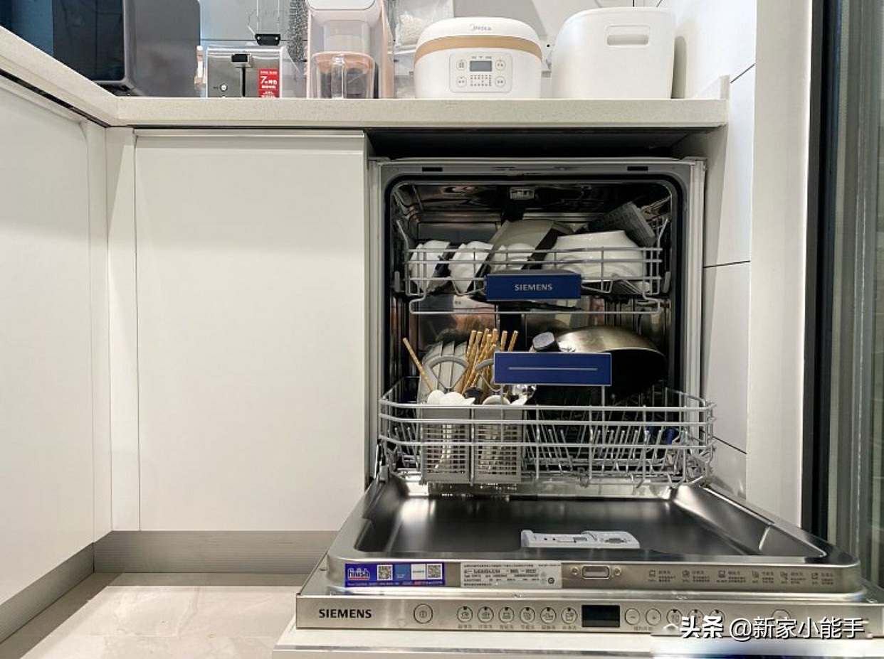 她家装修美式风格,家装电视墙设计现代简约