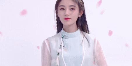 回眸一笑百媚生人生难得几回眸,回眸一笑百媚生古装美女回眸瞬间