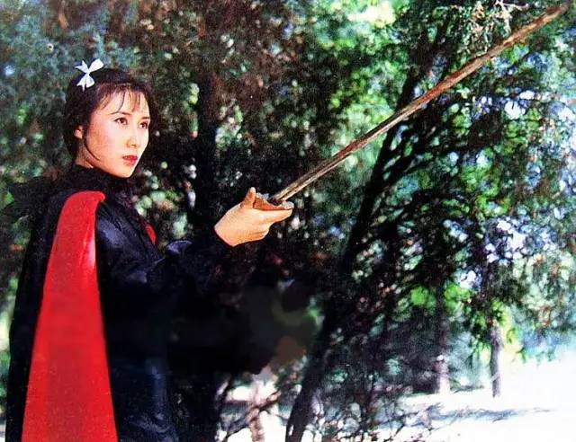 侠女十三妹电影完整大结局,侠女十三妹电影剧照