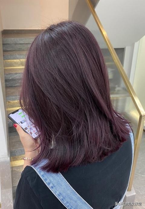 低调时尚发色推荐雾感灰,时尚又显白的发色