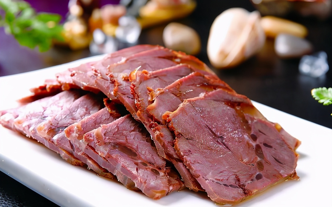 许昌吴庄驴肉：八九个小时卤出一锅好肉，入口回味无穷