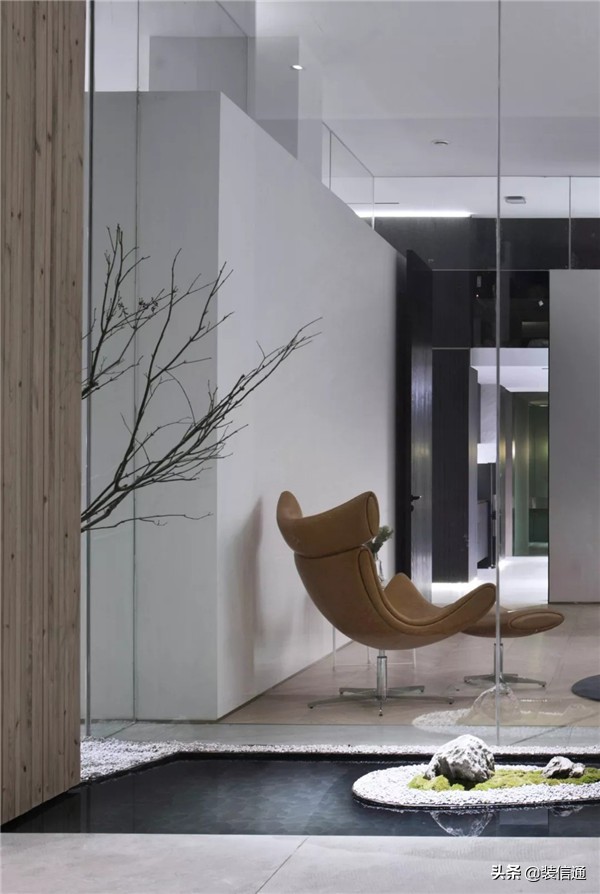 蜕变与新生|极简办公空间设计,全新的办公体验