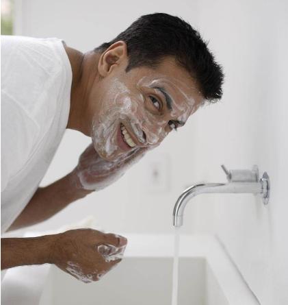 男生毛孔粗大怎么解决用什么面膜,男生油性皮肤毛孔粗大怎么改善