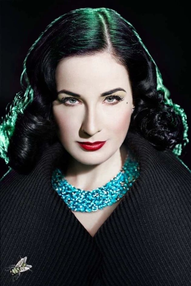 她把脱衣舞跳成艺术被称为世界首席脱衣舞娘，她就是性感的最高级