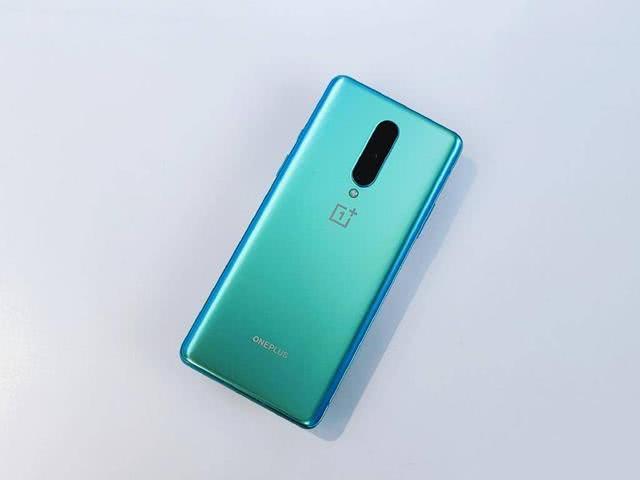 为什么显示快充但手机电越充越少,为什么手机快充有好几种标志