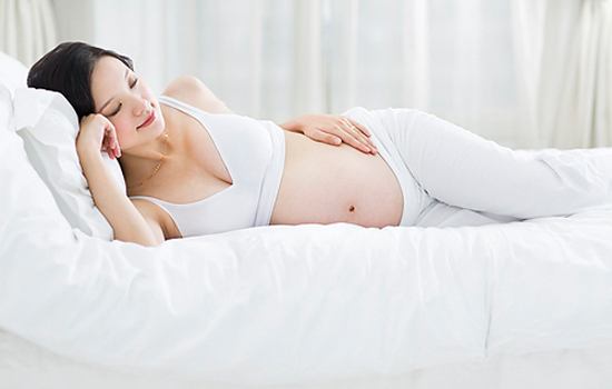 有没有孕妈快35周了胎动频繁,孕妈孕37周胎动频繁有力正常吗